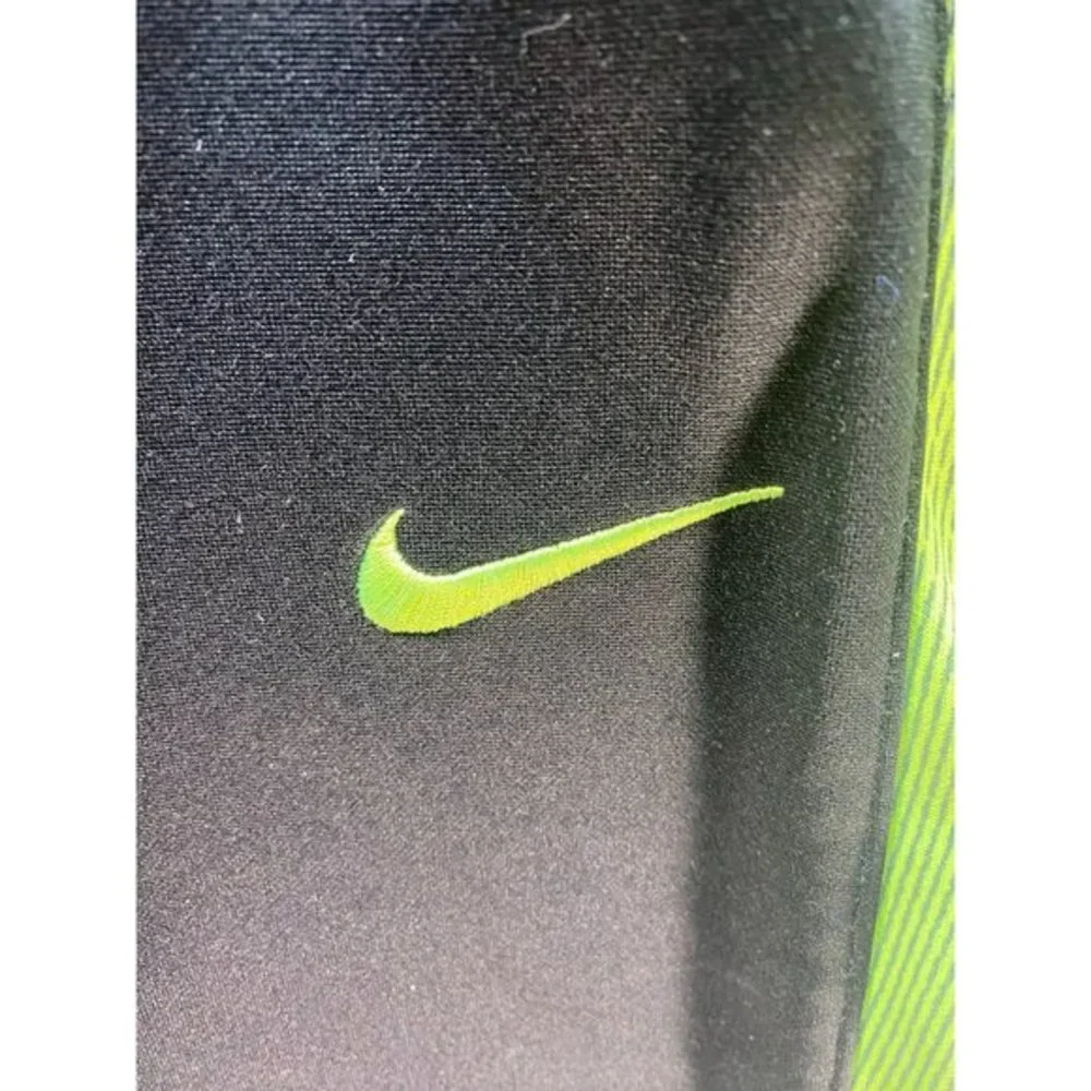 Nike Dri-Fit Youth Sweatpants Size‎ Medium